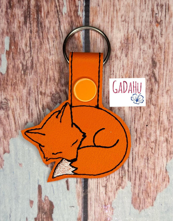 Fox sleeping Snap tab Key Fob ITH Embroidery Design file