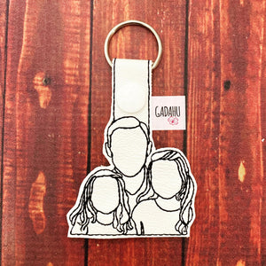 Dad and two girls Snap tab Key Fob ITH Embroidery Design file