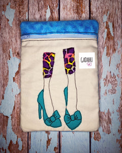 Girl Legs applique zipper bag Machine Embroidery Design 6x10