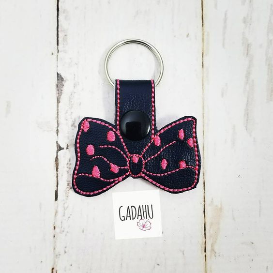 Bow Snap tab Key Fob ITH Embroidery Design file