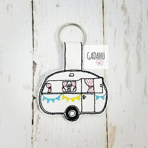 Retro Camper Snap tab Key Fob ITH Embroidery Design file