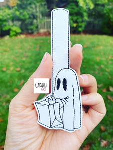 Ghost Candy Snap tab Key Fob ITH Embroidery Design file