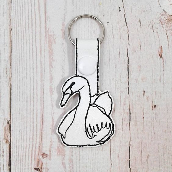 Swan Snap tab Key Fob ITH Embroidery Design file