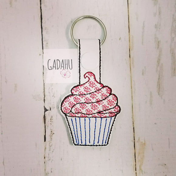 Cupcake Snap tab Key Fob ITH Embroidery Design file