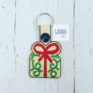 Christmas Gift Snap tab Key Fob ITH Embroidery Design file